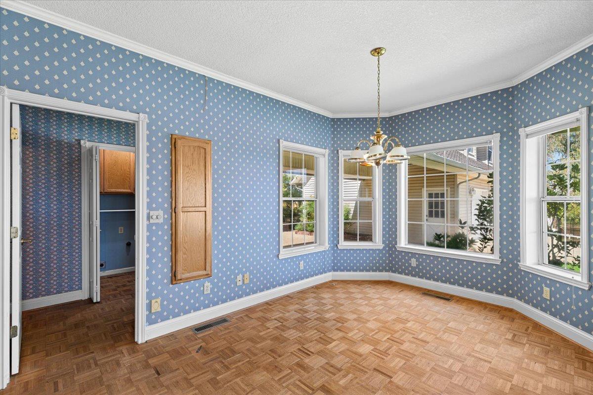 Galt, California, 95632, United States, 3 Bedrooms Bedrooms, ,3 BathroomsBathrooms,Residential,Active,1922295