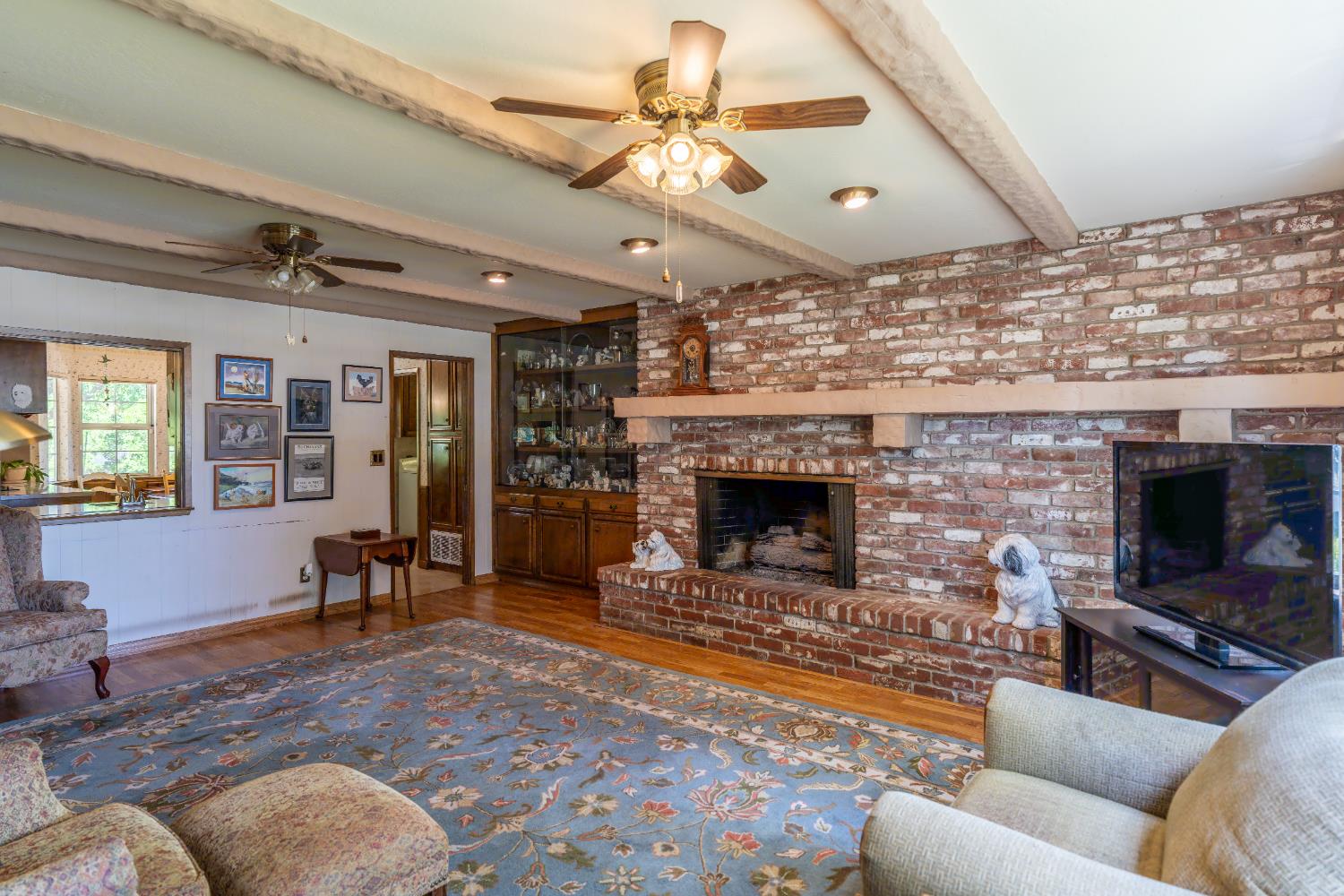 Woodland, California, 95695, United States, 5 Bedrooms Bedrooms, ,5 BathroomsBathrooms,Residential,Active,1907974