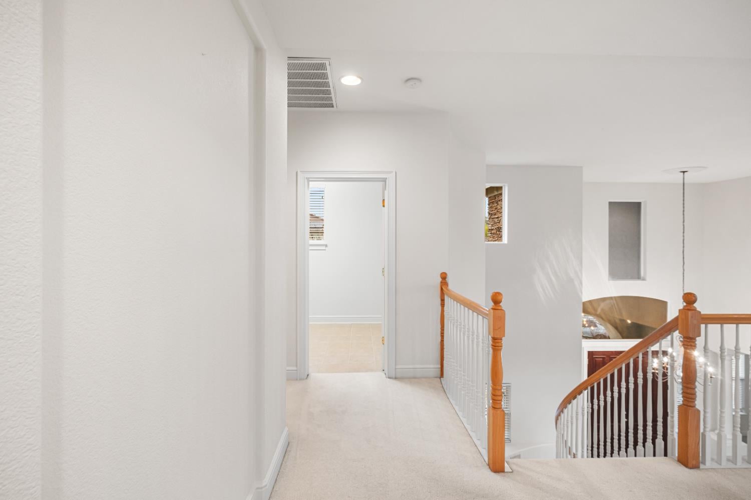 Roseville, California, 95661, United States, 5 Bedrooms Bedrooms, ,4 BathroomsBathrooms,Residential,Active,2006825