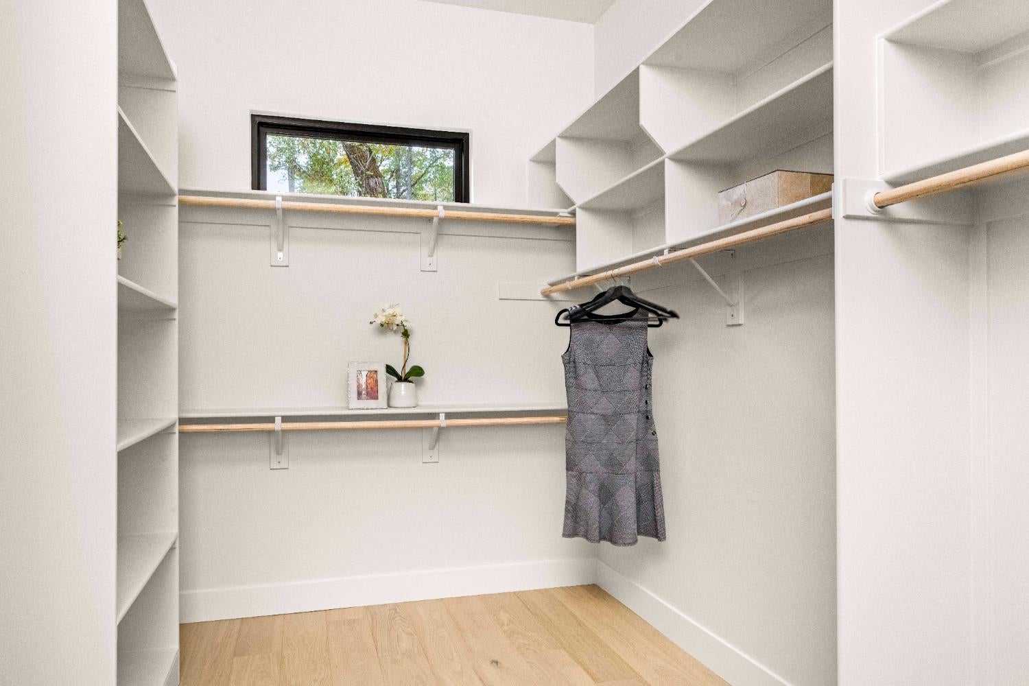 Meadow Vista, California, 95722, United States, 4 Bedrooms Bedrooms, ,4 BathroomsBathrooms,Residential,Active,1968421