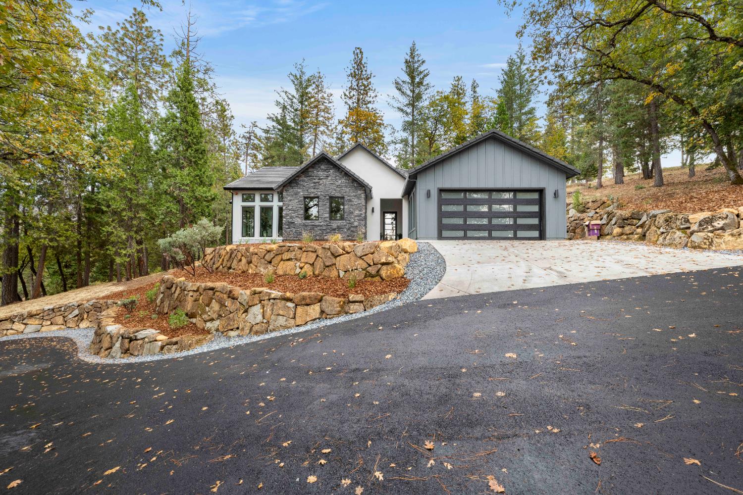 Meadow Vista, California, 95722, United States, 4 Bedrooms Bedrooms, ,4 BathroomsBathrooms,Residential,Active,1968421