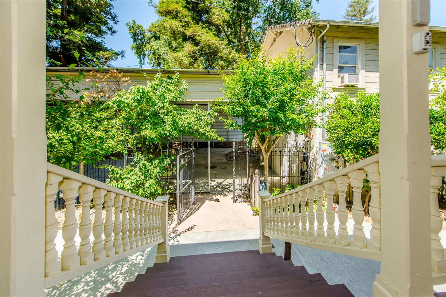 Woodland, California, 95695, United States, 5 Bedrooms Bedrooms, ,4 BathroomsBathrooms,Residential,Active,1843839