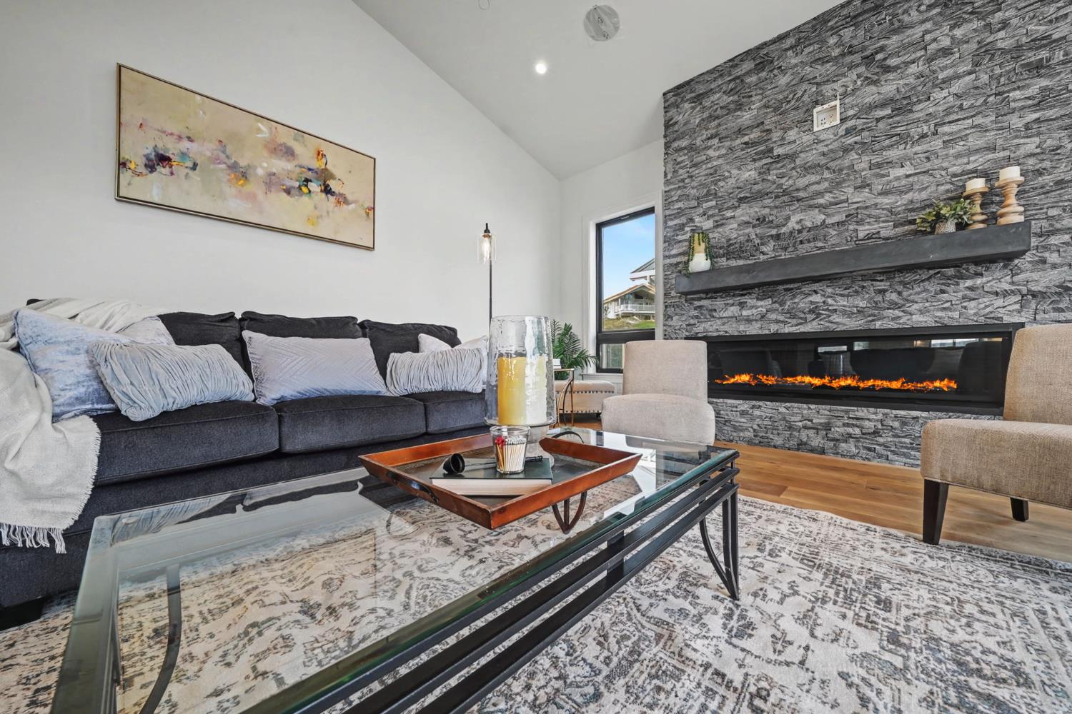 Copperopolis, California, 95228, United States, 3 Bedrooms Bedrooms, ,4 BathroomsBathrooms,Residential,Active,2044189