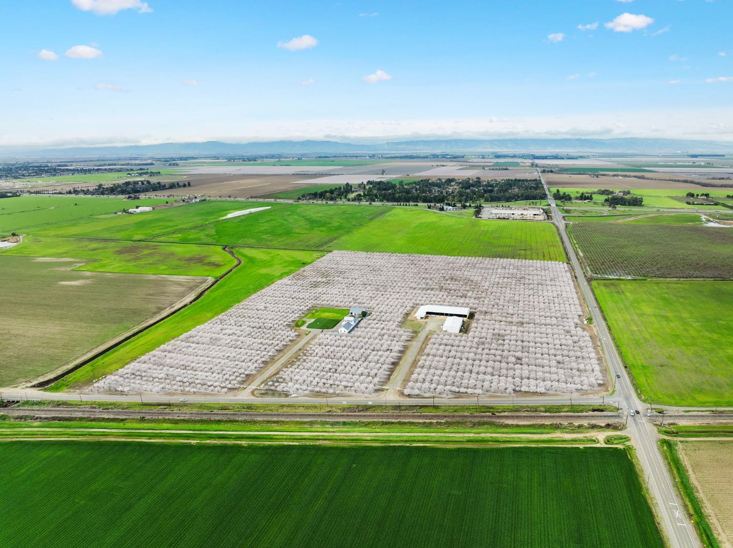 Davis, California, 95616, United States, ,3 BathroomsBathrooms,Residential,Active,1808296