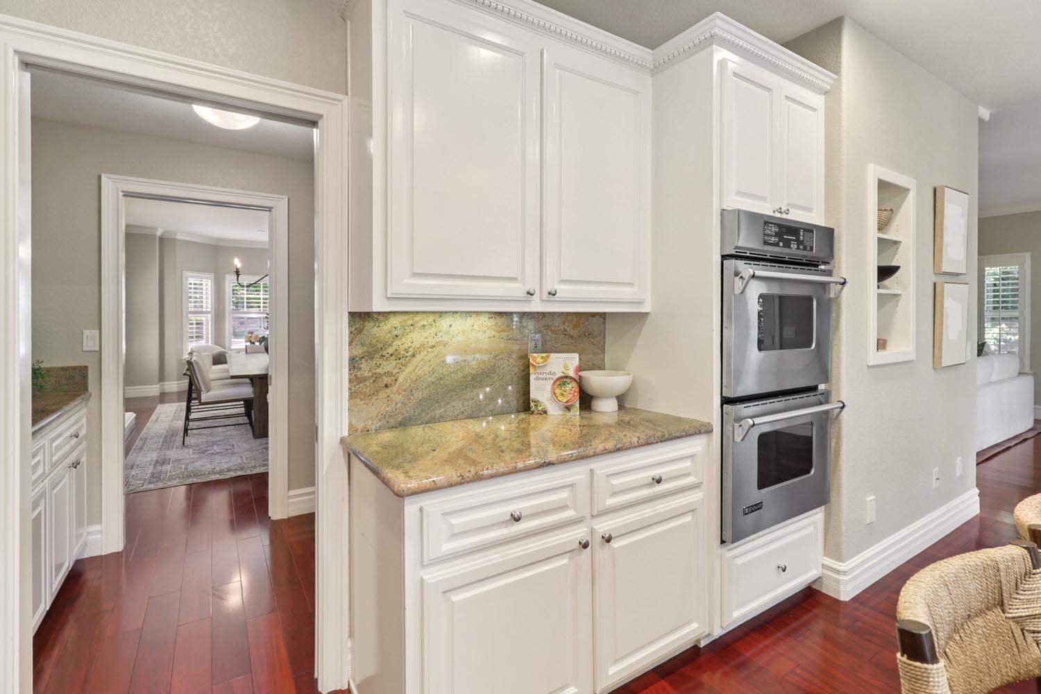Carmichael, California, 95608, United States, 5 Bedrooms Bedrooms, ,5 BathroomsBathrooms,Residential,Active,1927677