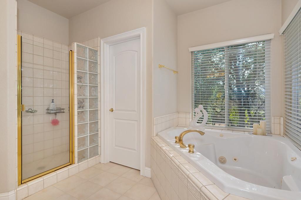 Granite Bay, California, 95746, United States, 4 Bedrooms Bedrooms, ,4 BathroomsBathrooms,Residential,Active,2001075