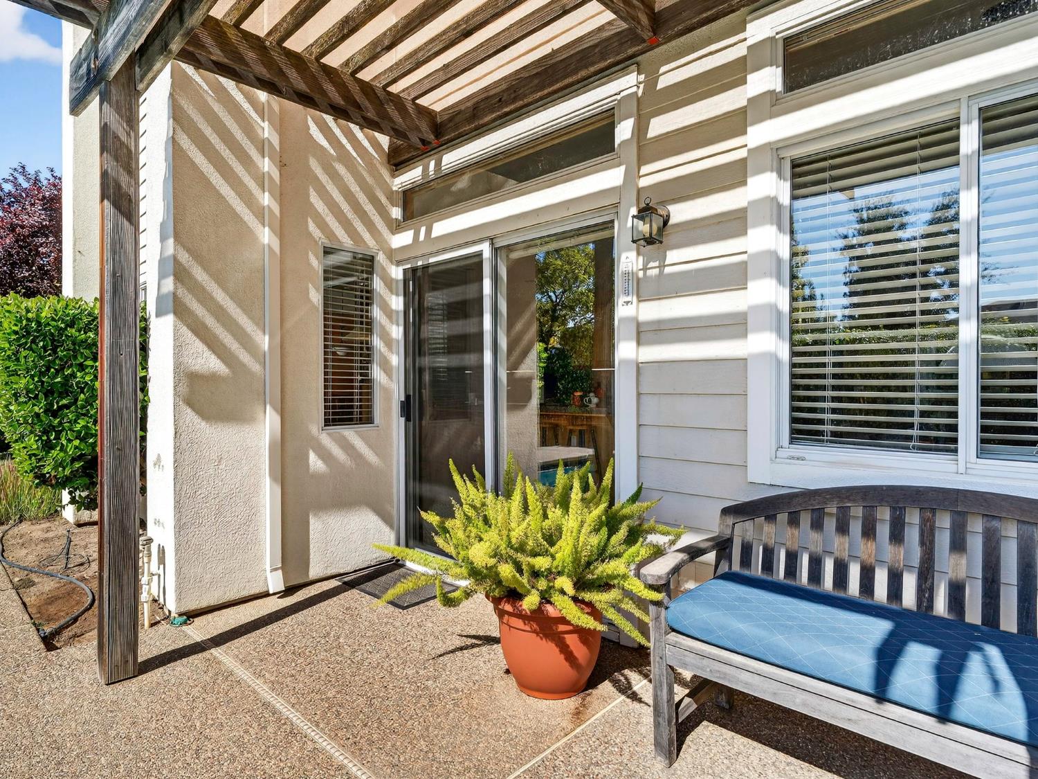 Davis, California, 95616, United States, 4 Bedrooms Bedrooms, ,3 BathroomsBathrooms,Residential,Active,2012895