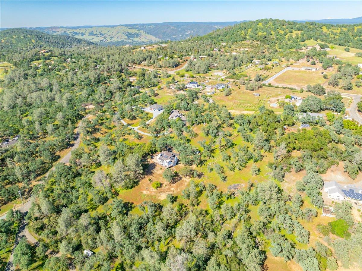 Placerville, California, 95667, United States, 4 Bedrooms Bedrooms, ,3 BathroomsBathrooms,Residential,Active,2034648