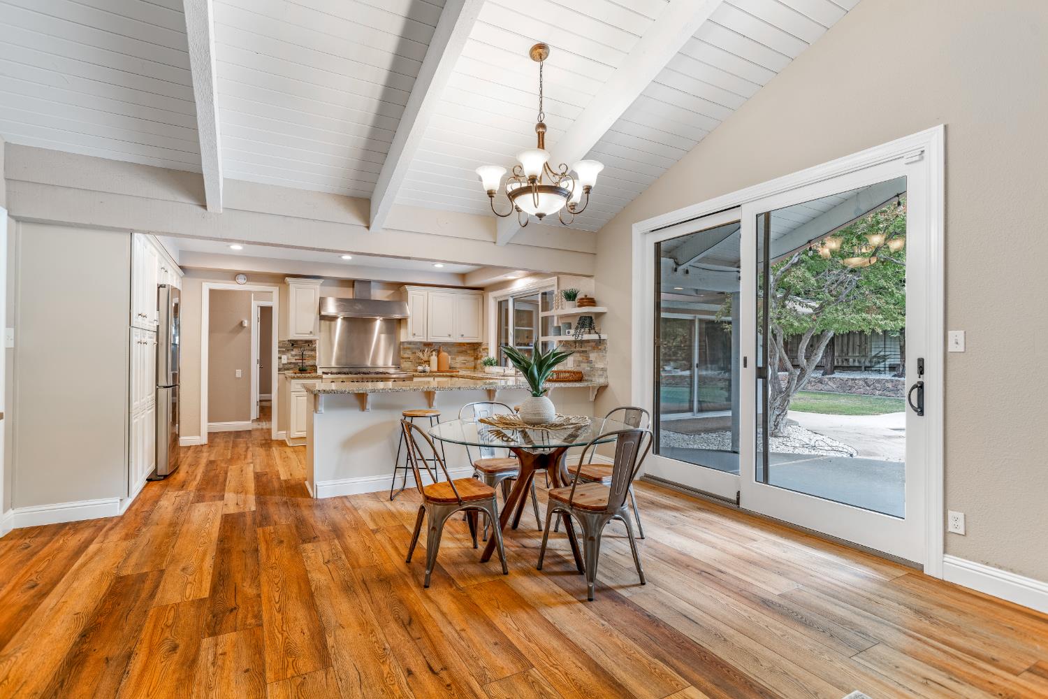 Sacramento, California, 95864, United States, 5 Bedrooms Bedrooms, ,3 BathroomsBathrooms,Residential,Active,1946308