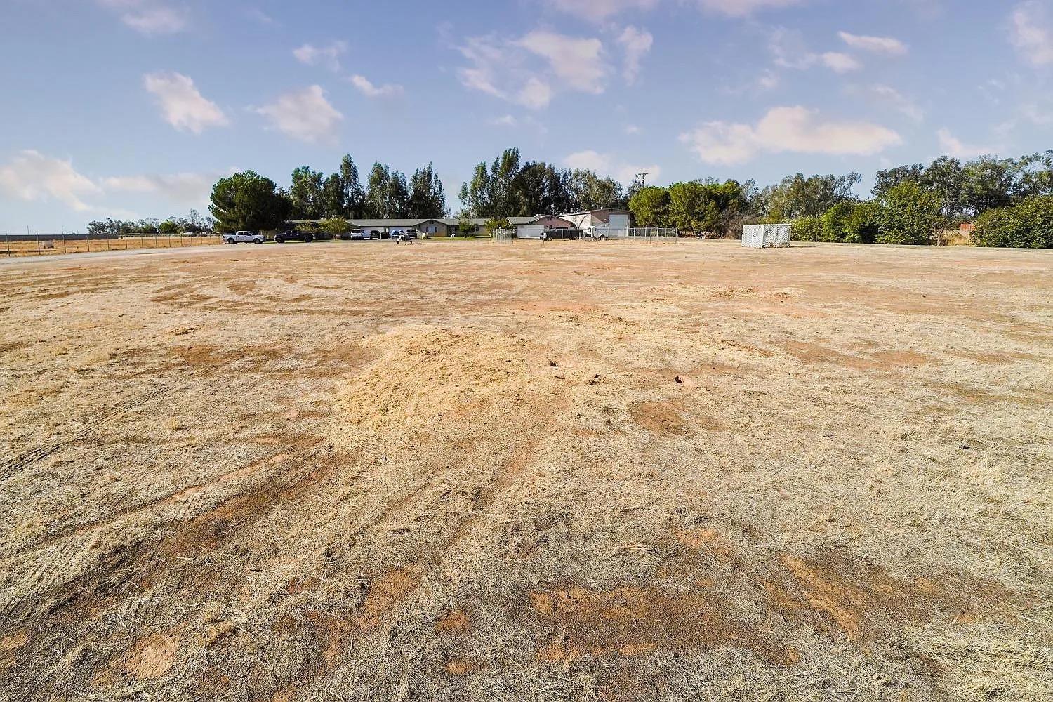 Madera, California, 93636, United States, 11 Bedrooms Bedrooms, ,8 BathroomsBathrooms,Residential,Active,1995291