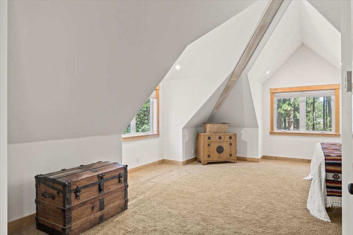 Nevada City, California, 95959, United States, 3 Bedrooms Bedrooms, ,4 BathroomsBathrooms,Residential,Active,1893237