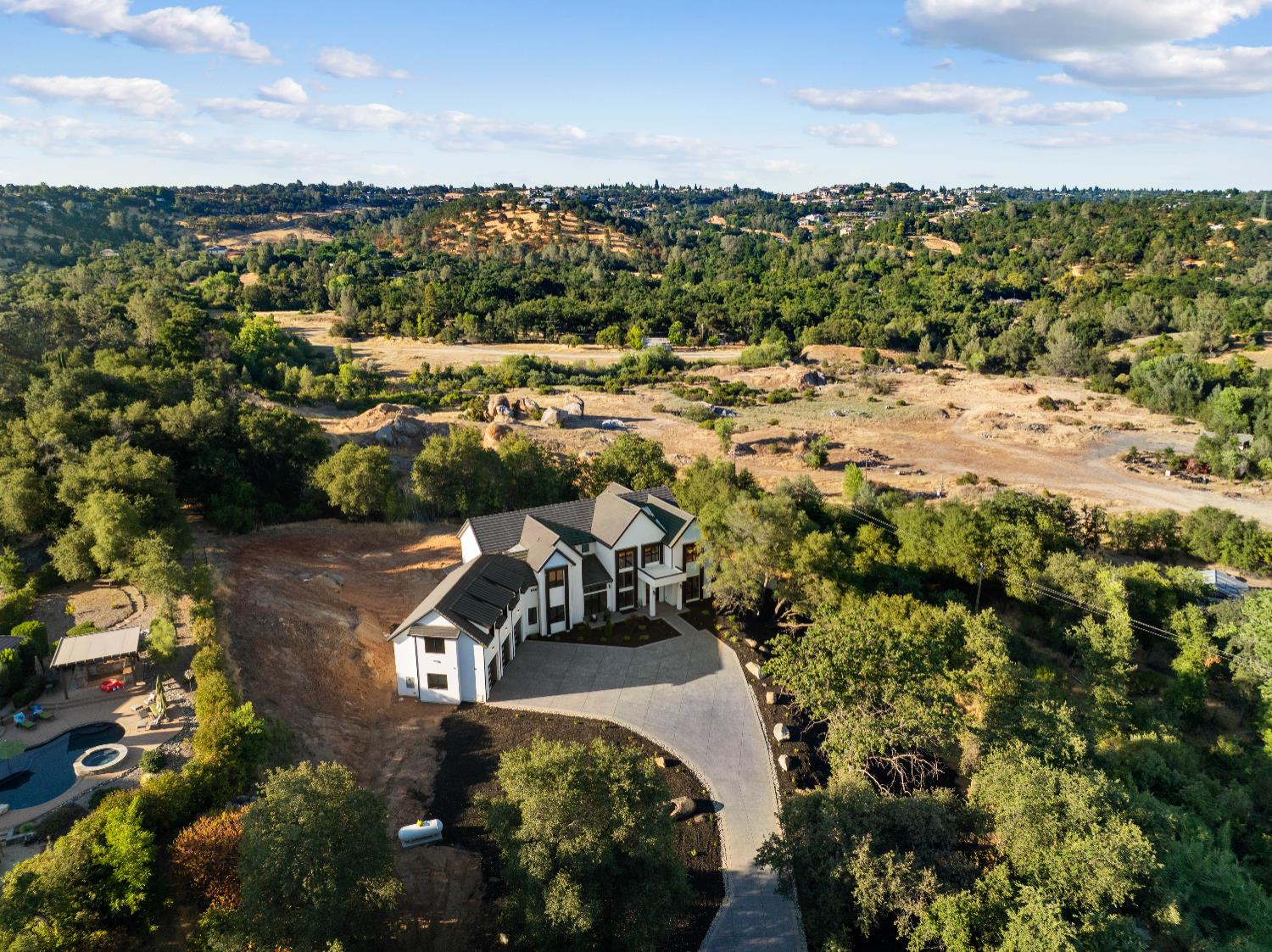 Newcastle, California, 95658, United States, 5 Bedrooms Bedrooms, ,5 BathroomsBathrooms,Residential,Active,1989749