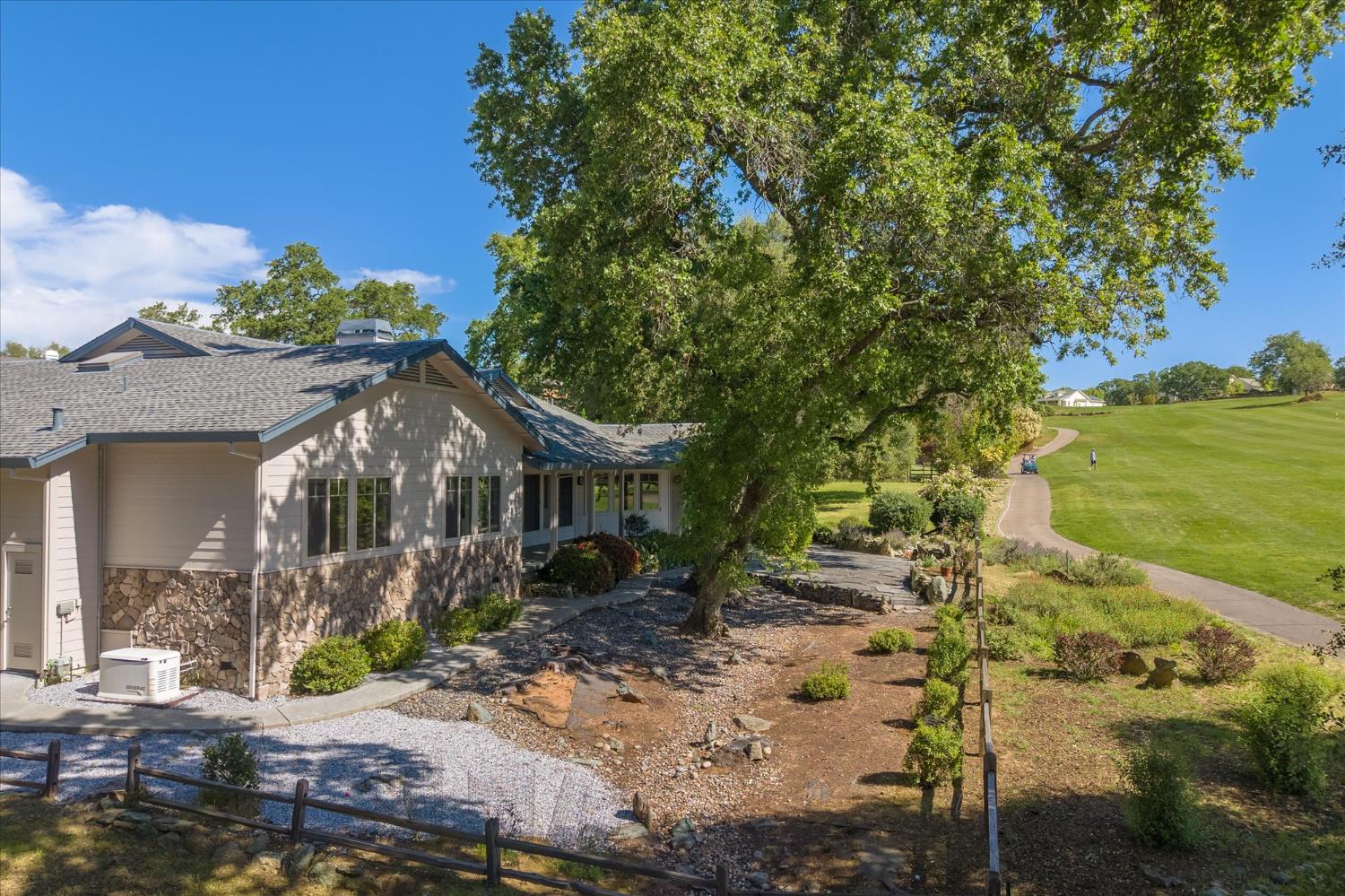 Angels Camp, California, 95222, United States, 3 Bedrooms Bedrooms, ,4 BathroomsBathrooms,Residential,Active,2036048