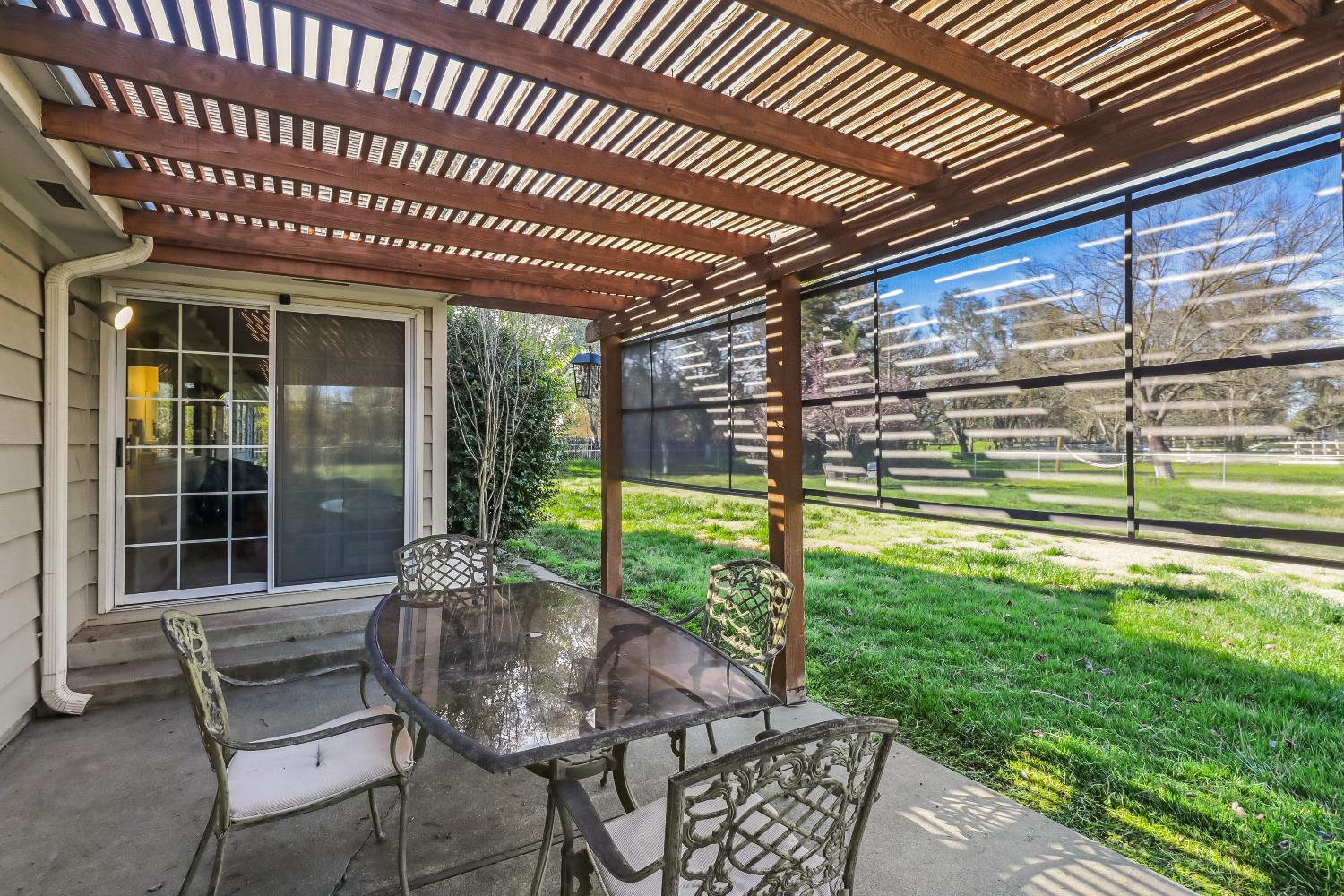 Woodland, California, 95695, United States, 4 Bedrooms Bedrooms, ,3 BathroomsBathrooms,Residential,Active,1929675