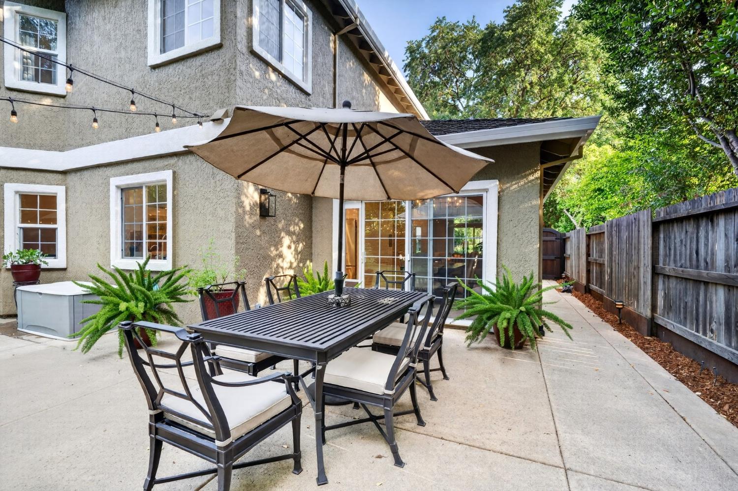 Davis, California, 95618, United States, 5 Bedrooms Bedrooms, ,3 BathroomsBathrooms,Residential,Active,2045676