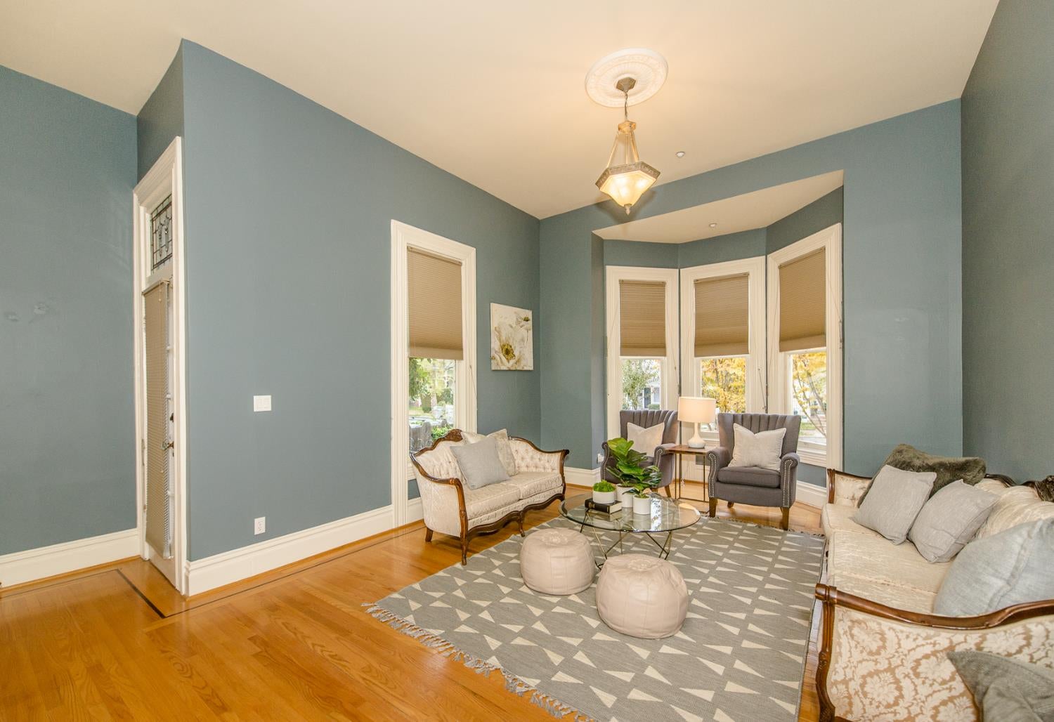 Woodland, California, 95695, United States, 5 Bedrooms Bedrooms, ,4 BathroomsBathrooms,Residential,Active,1843839