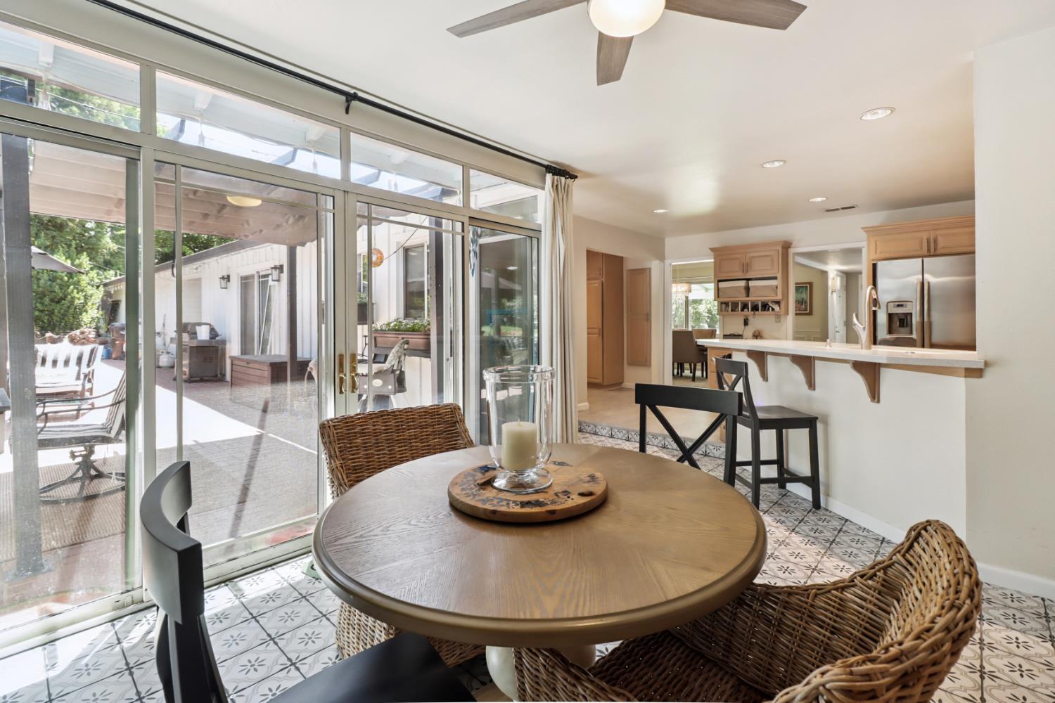 Carmichael, California, 95608, United States, 4 Bedrooms Bedrooms, ,3 BathroomsBathrooms,Residential,Active,1904149