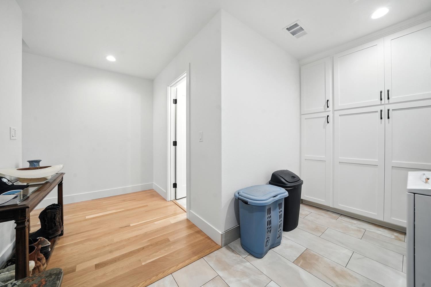 Angels Camp, California, 95222, United States, 3 Bedrooms Bedrooms, ,2 BathroomsBathrooms,Residential,Active,1942399