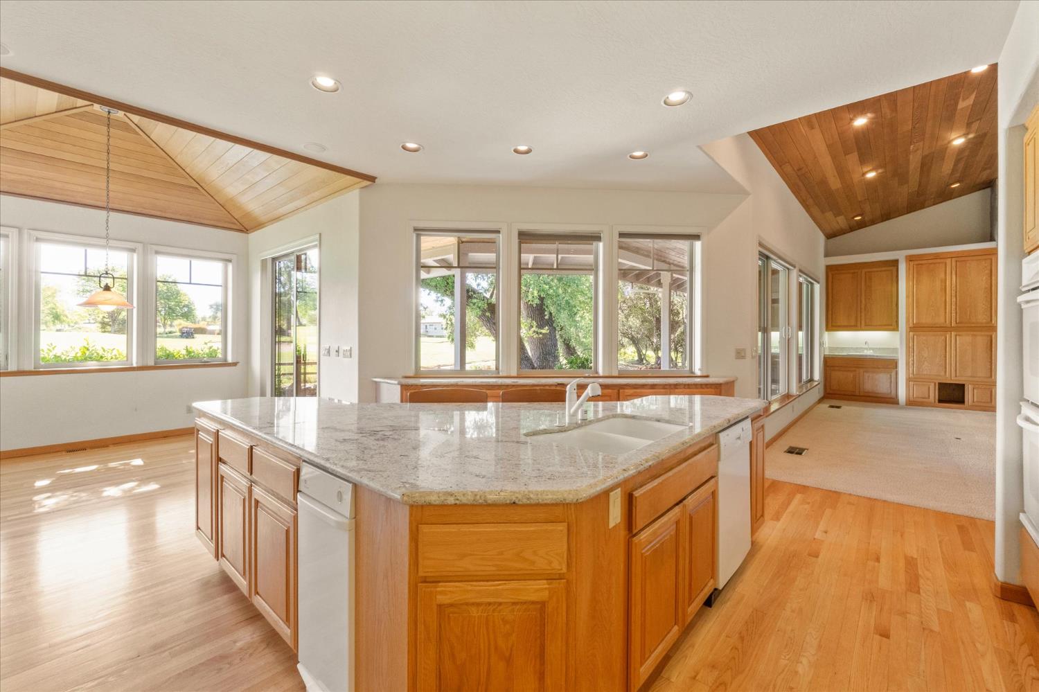 Angels Camp, California, 95222, United States, 3 Bedrooms Bedrooms, ,4 BathroomsBathrooms,Residential,Active,2036048