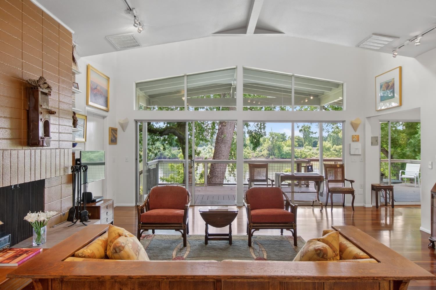 Sacramento, California, 95837, United States, 3 Bedrooms Bedrooms, ,2 BathroomsBathrooms,Residential,Active,2052080