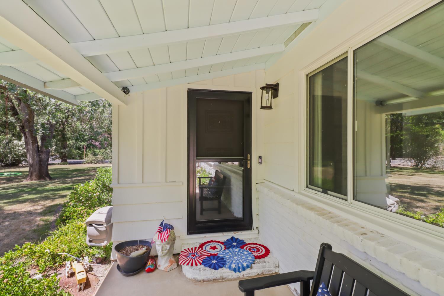 Carmichael, California, 95608, United States, 4 Bedrooms Bedrooms, ,3 BathroomsBathrooms,Residential,Active,1904149