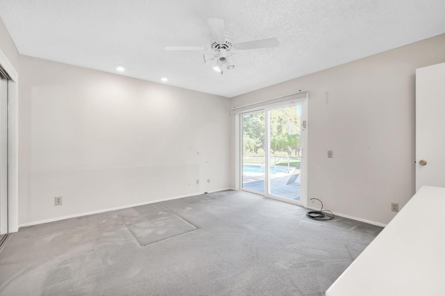 Davis, California, 95618, United States, 5 Bedrooms Bedrooms, ,4 BathroomsBathrooms,Residential,Active,1960157