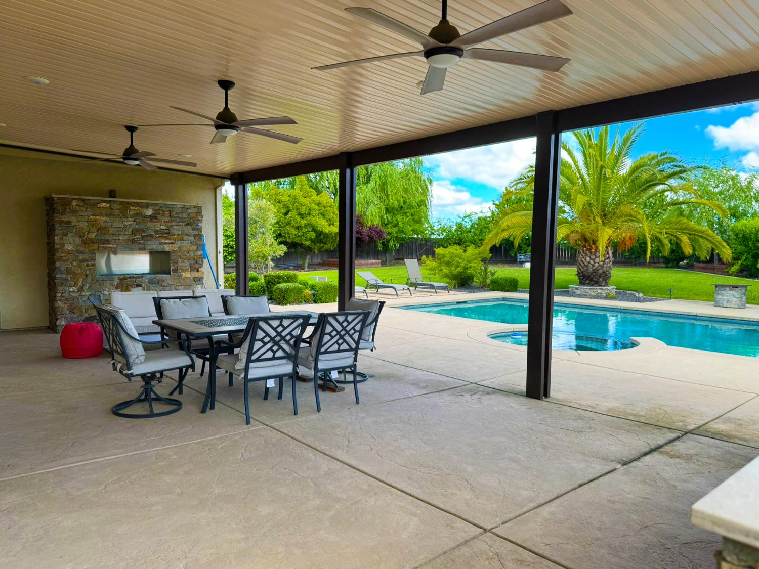 Roseville, California, 95747, United States, 5 Bedrooms Bedrooms, ,4 BathroomsBathrooms,Residential,Active,2039023