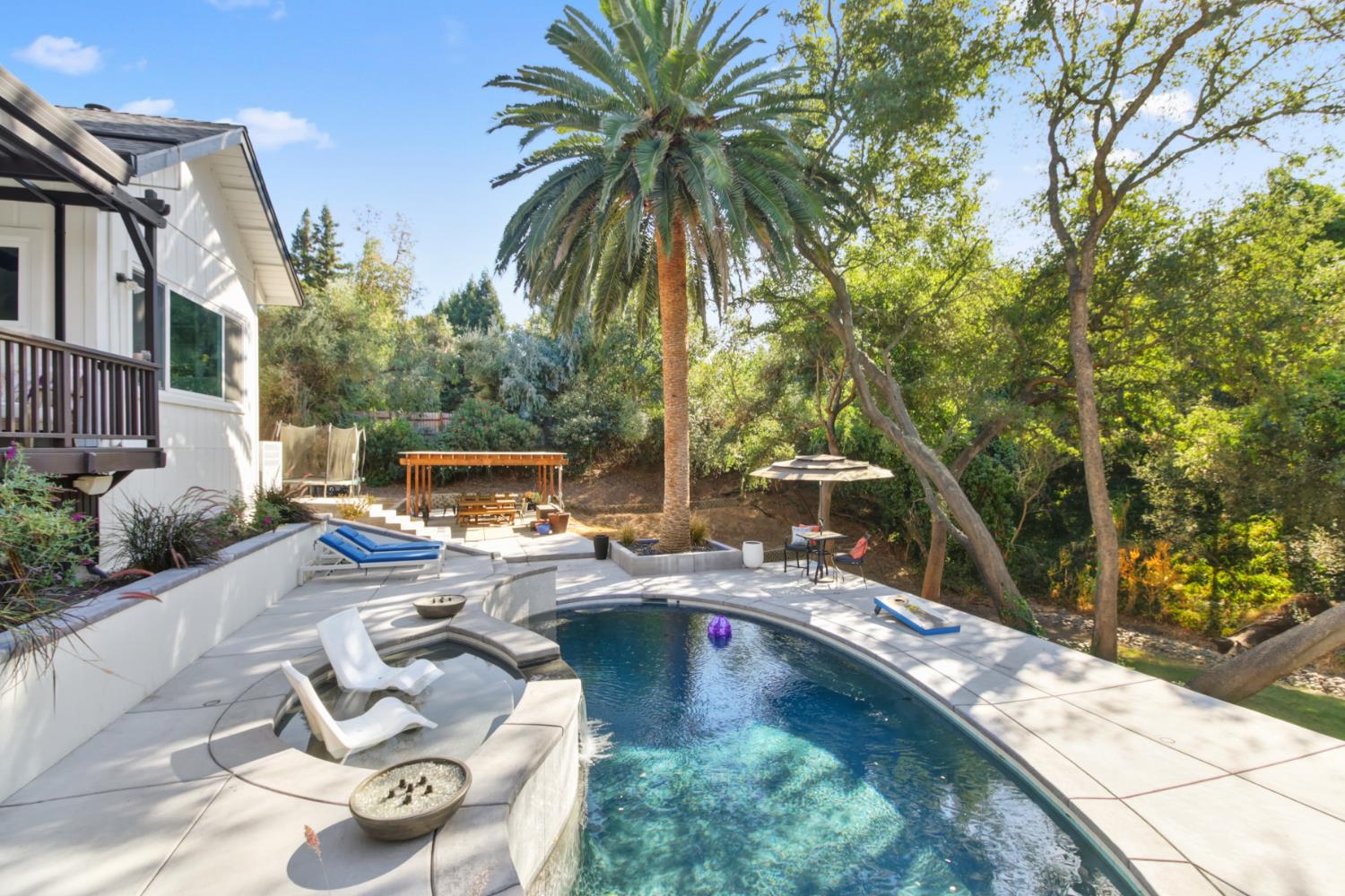 Carmichael, California, 95608, United States, 5 Bedrooms Bedrooms, ,4 BathroomsBathrooms,Residential,Active,1952048