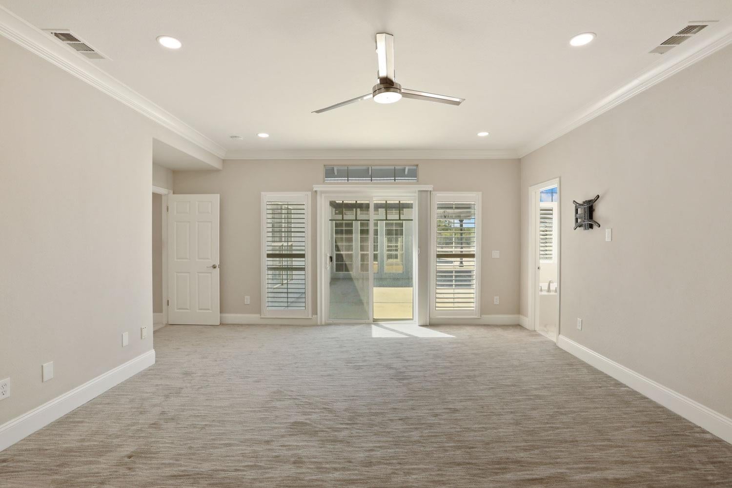 Manteca, California, 95336, United States, 4 Bedrooms Bedrooms, ,3 BathroomsBathrooms,Residential,Active,1946532