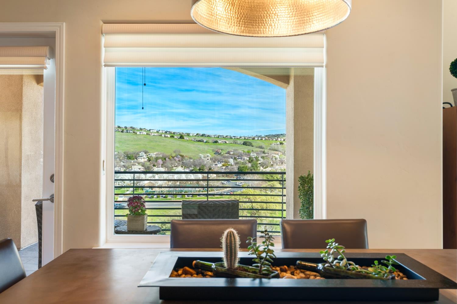 El Dorado Hills, California, 95762, United States, 5 Bedrooms Bedrooms, ,4 BathroomsBathrooms,Residential,Active,2023351