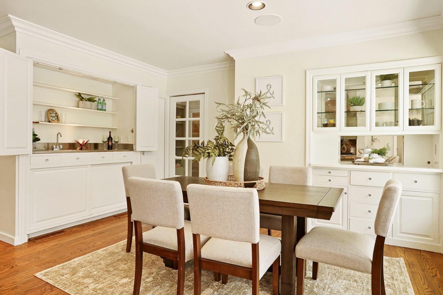 Modesto, California, 95350, United States, 4 Bedrooms Bedrooms, ,3 BathroomsBathrooms,Residential,Active,1877804