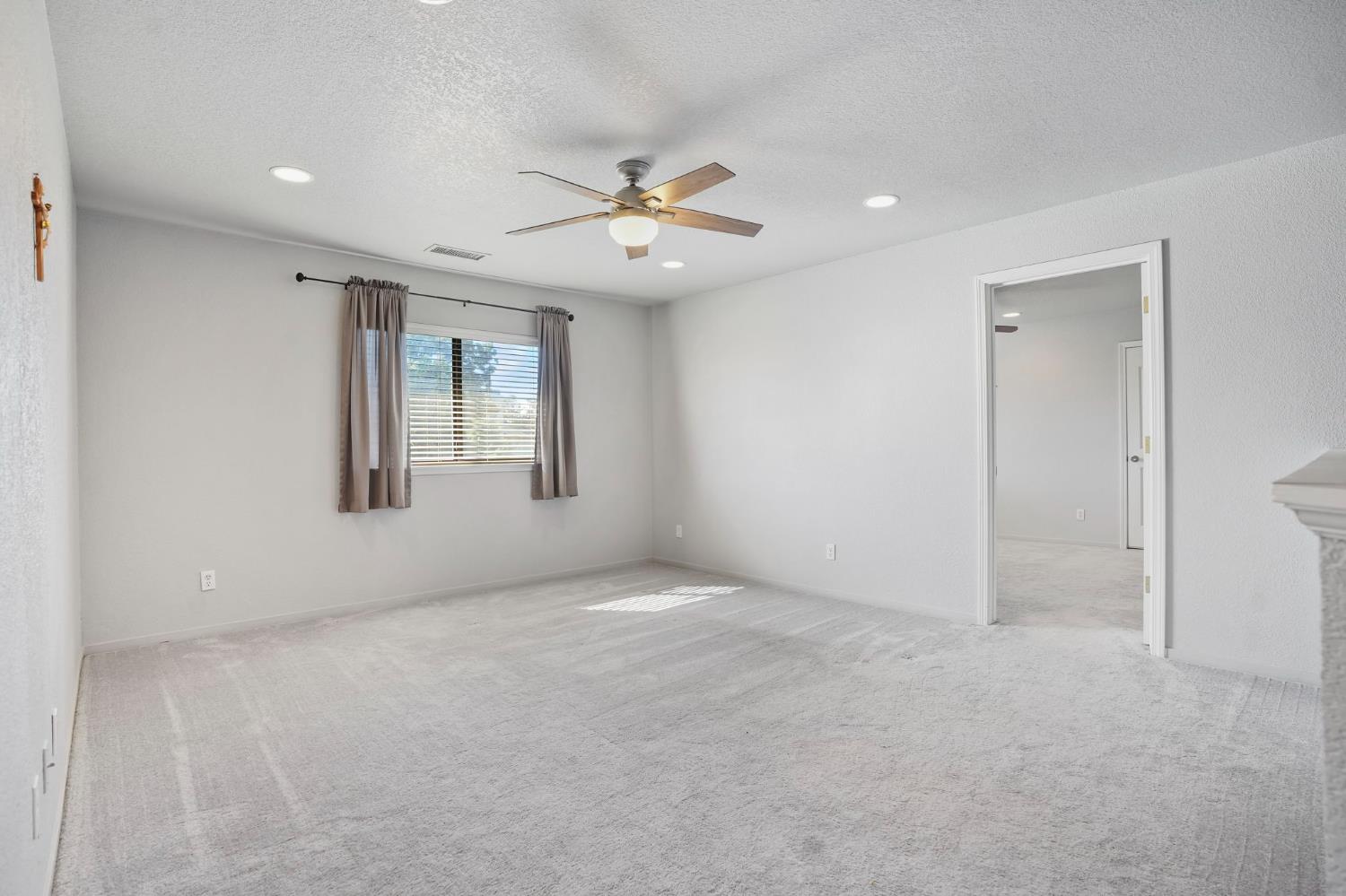 Modesto, California, 95356, United States, 4 Bedrooms Bedrooms, ,4 BathroomsBathrooms,Residential,Active,1929420