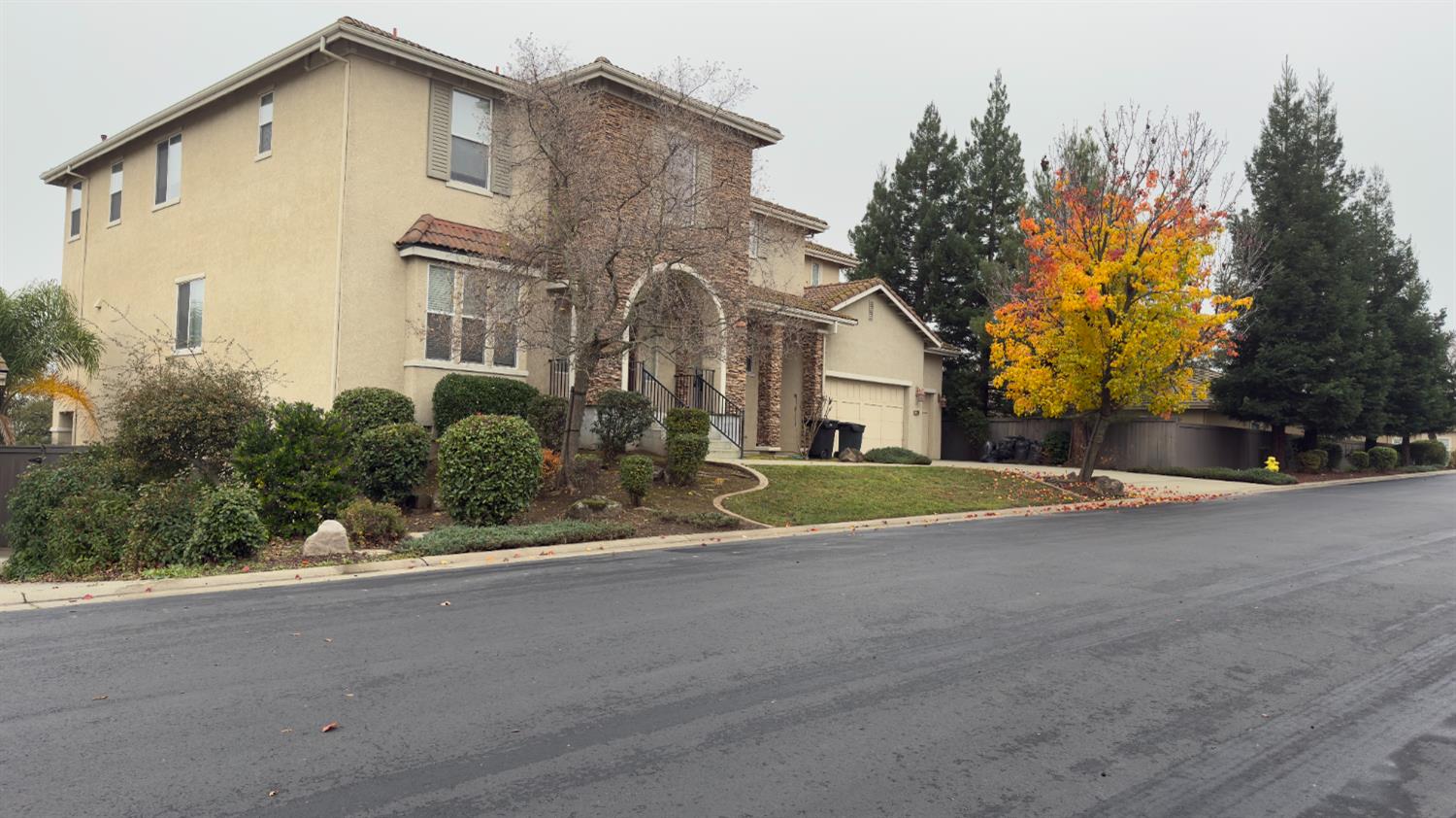 Roseville, California, 95661, United States, 5 Bedrooms Bedrooms, ,4 BathroomsBathrooms,Residential,Active,2006825