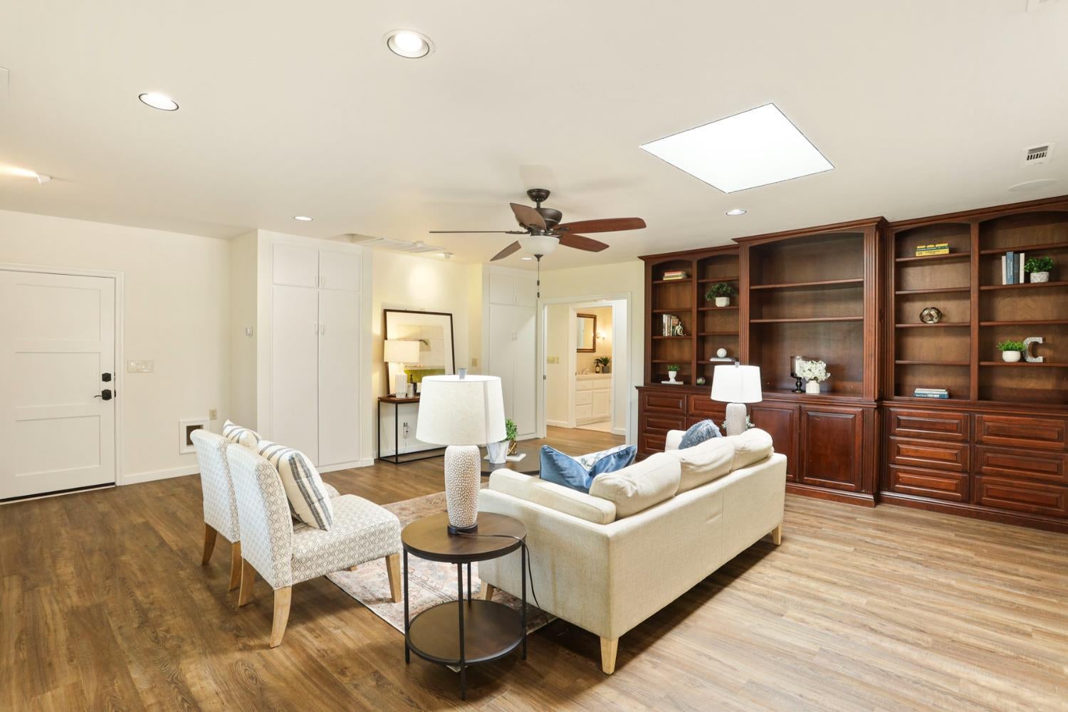 Modesto, California, 95350, United States, 4 Bedrooms Bedrooms, ,3 BathroomsBathrooms,Residential,Active,1877804