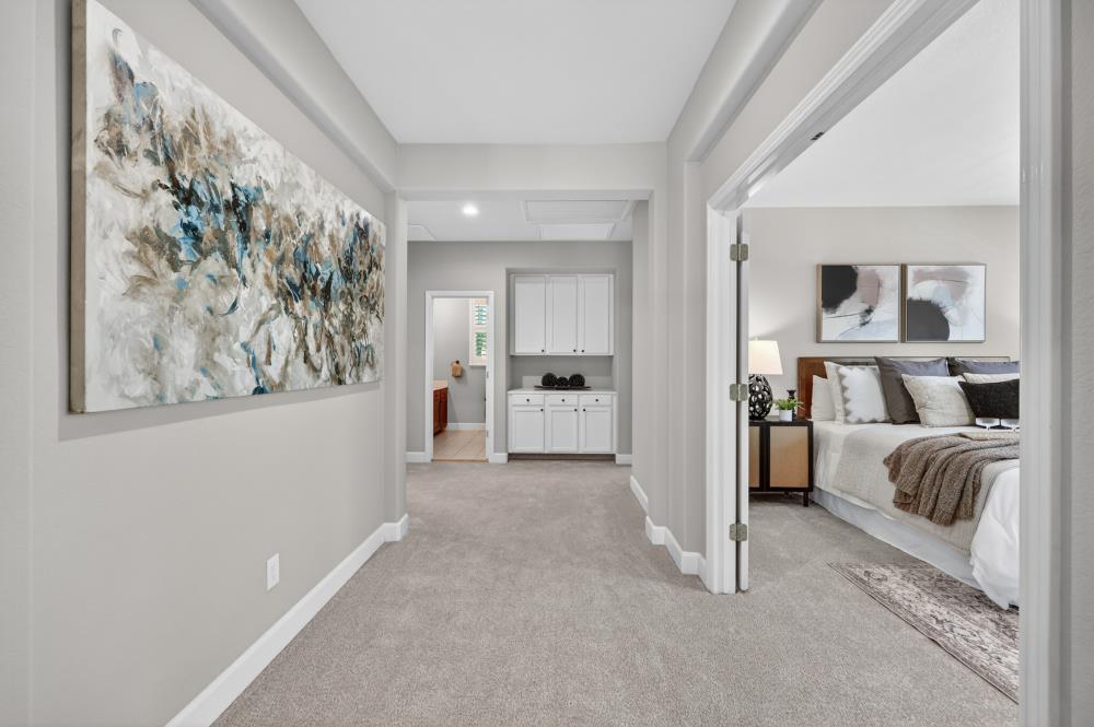 El Dorado Hills, California, 95762, United States, 5 Bedrooms Bedrooms, ,3 BathroomsBathrooms,Residential,Pending,2045616