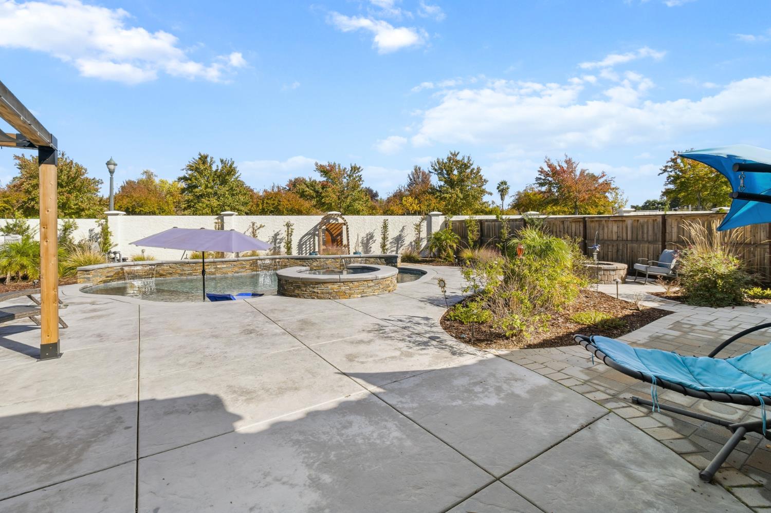 West Sacramento, California, 95605, United States, 3 Bedrooms Bedrooms, ,4 BathroomsBathrooms,Residential,Active,2008265