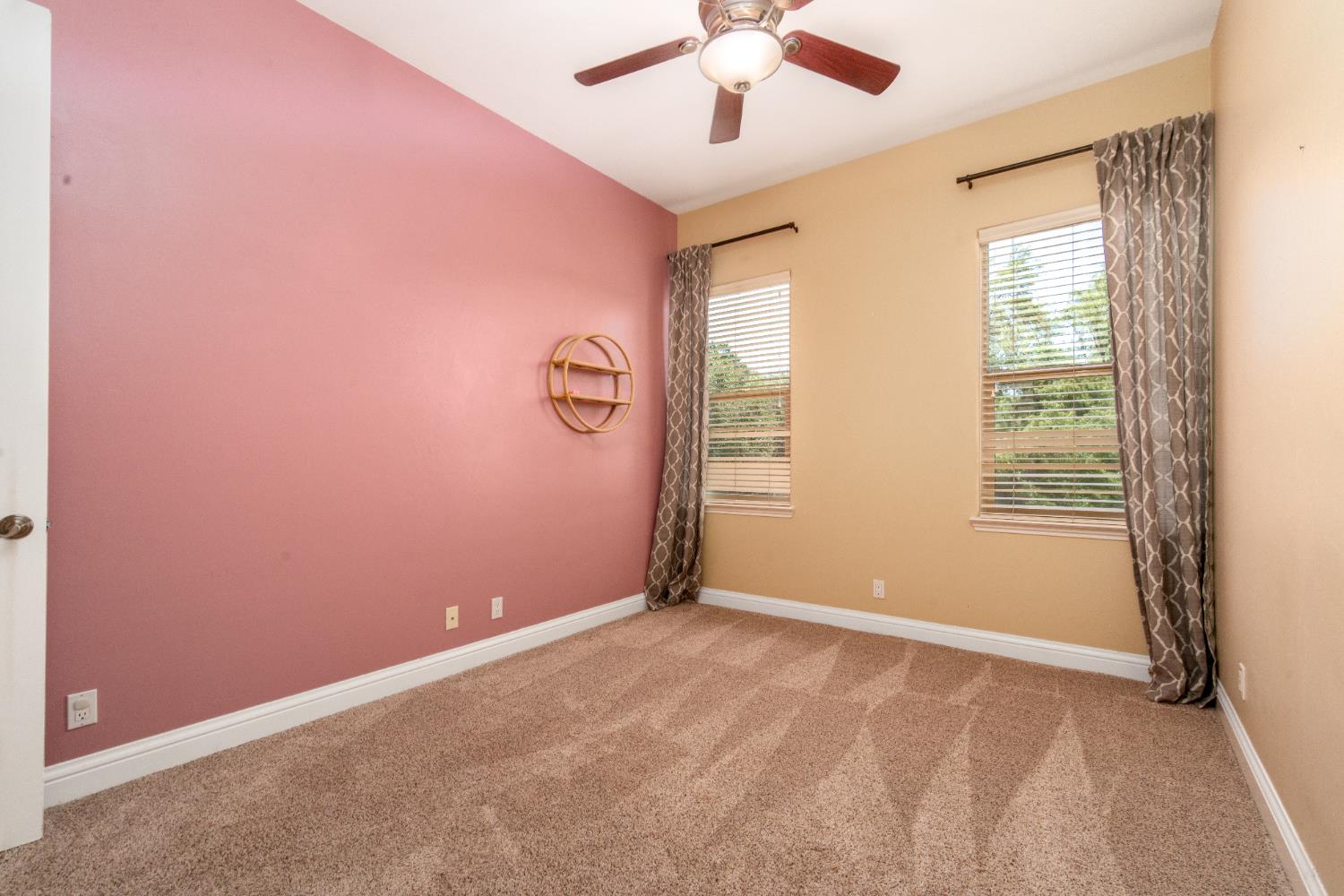 Shingle Springs, California, 95682, United States, ,4 BathroomsBathrooms,Residential,Active,1829887