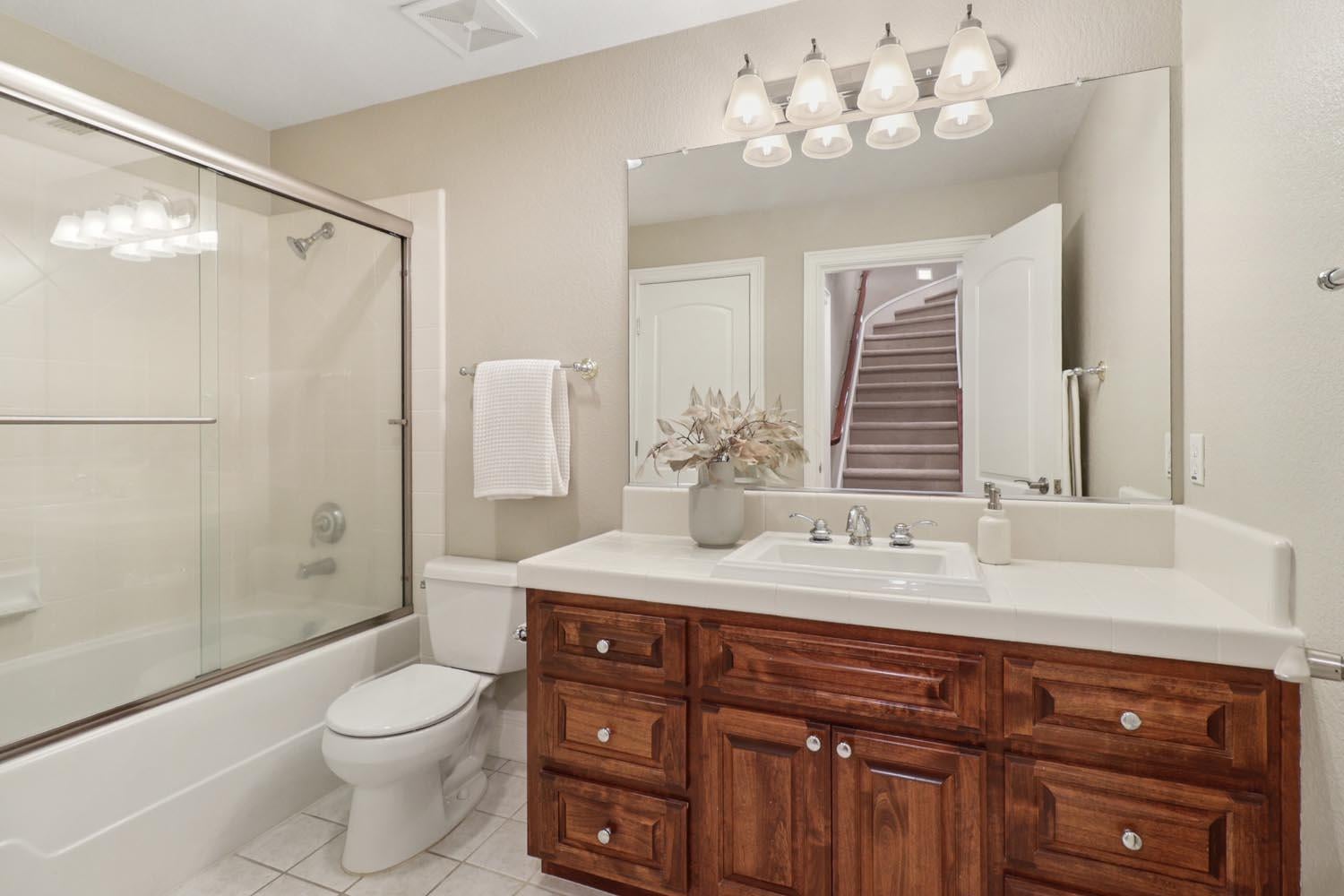 Carmichael, California, 95608, United States, 5 Bedrooms Bedrooms, ,5 BathroomsBathrooms,Residential,Active,1927677