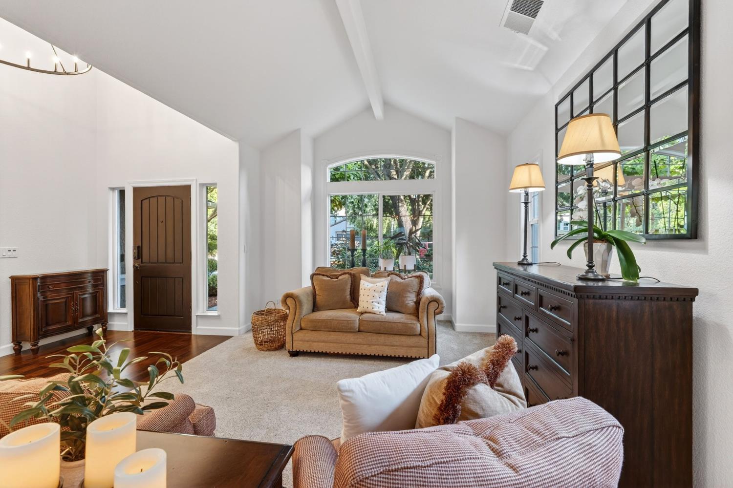 Davis, California, 95618, United States, 5 Bedrooms Bedrooms, ,3 BathroomsBathrooms,Residential,Active,2045676