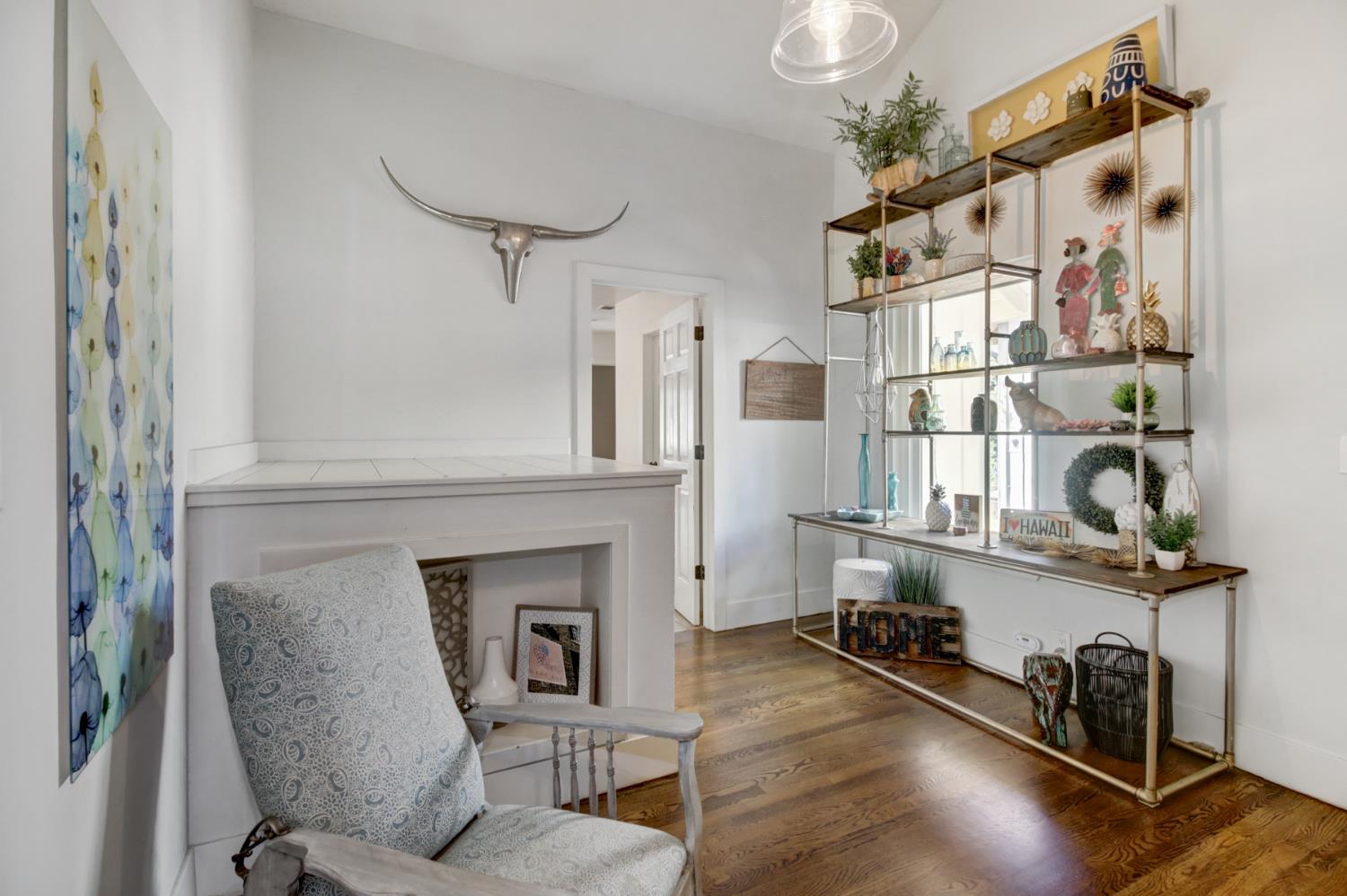 Carmichael, California, 95608, United States, 5 Bedrooms Bedrooms, ,4 BathroomsBathrooms,Residential,Active,1952048