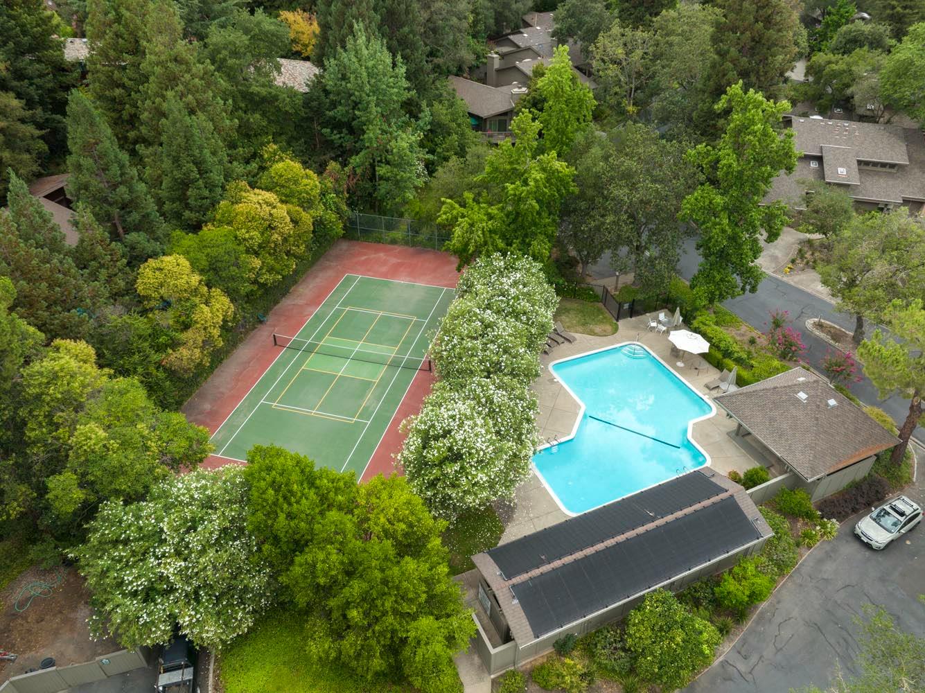 Carmichael, California, 95608, United States, 4 Bedrooms Bedrooms, ,3 BathroomsBathrooms,Residential,Active,2007341