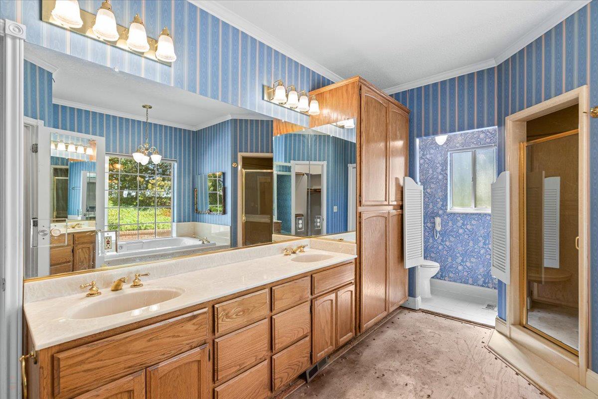 Galt, California, 95632, United States, 3 Bedrooms Bedrooms, ,3 BathroomsBathrooms,Residential,Active,1922295