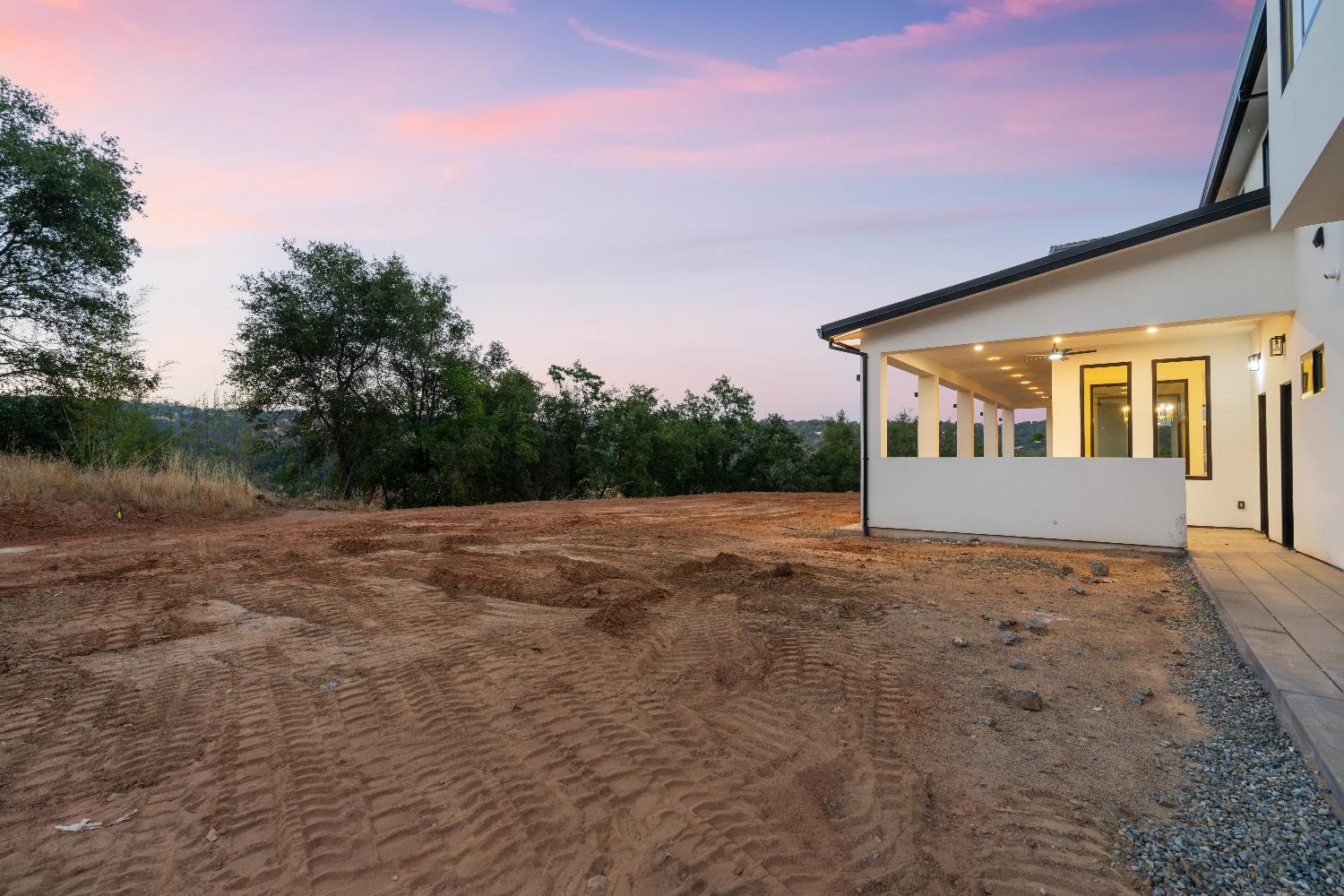 Newcastle, California, 95658, United States, 5 Bedrooms Bedrooms, ,5 BathroomsBathrooms,Residential,Active,1989749