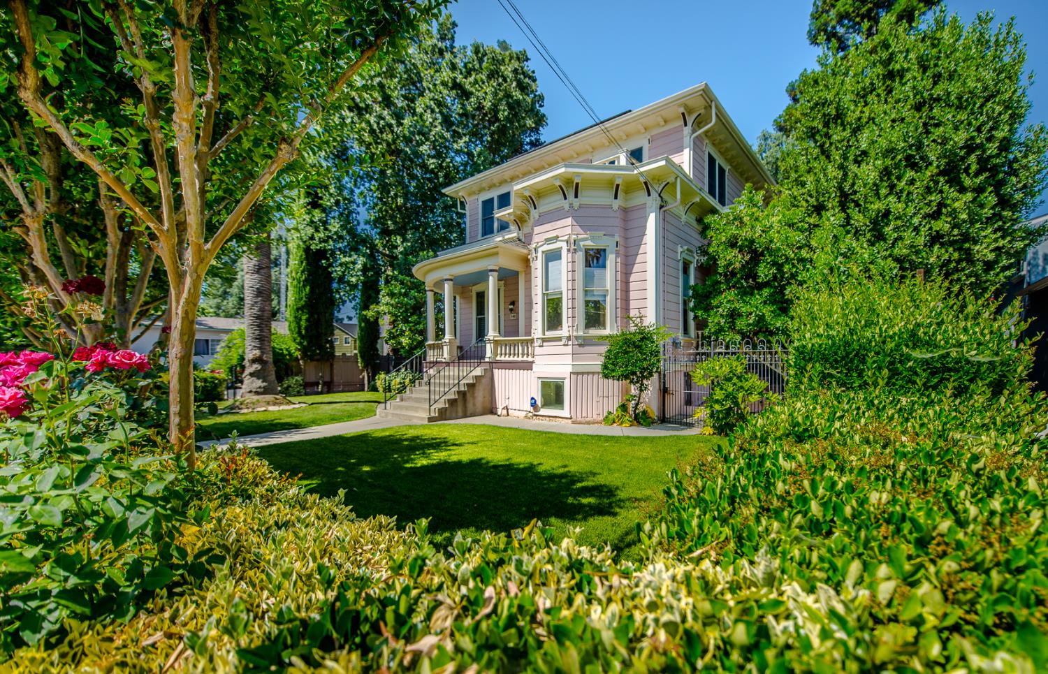 Woodland, California, 95695, United States, 5 Bedrooms Bedrooms, ,4 BathroomsBathrooms,Residential,Active,1843839