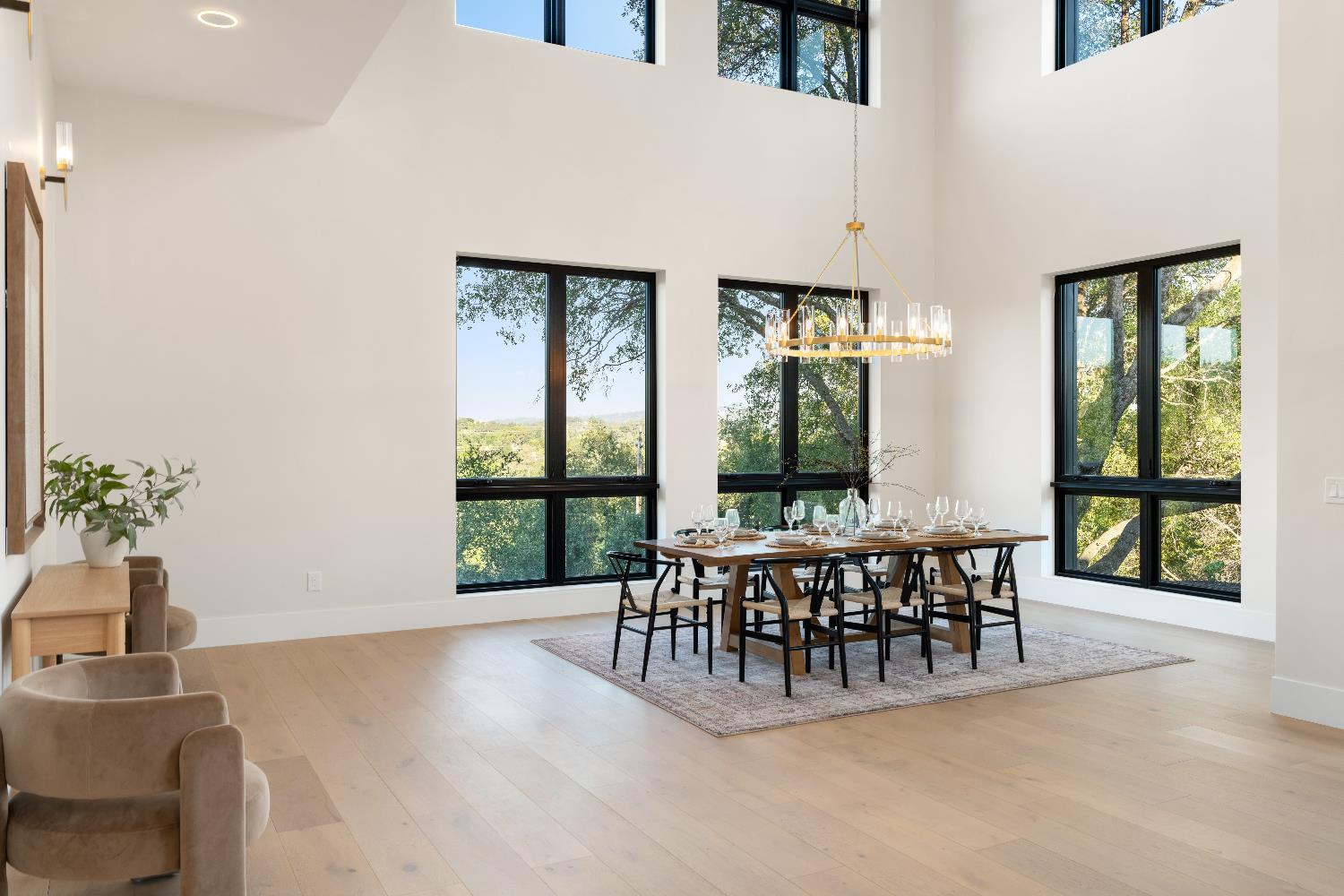 Newcastle, California, 95658, United States, 5 Bedrooms Bedrooms, ,5 BathroomsBathrooms,Residential,Active,1989749