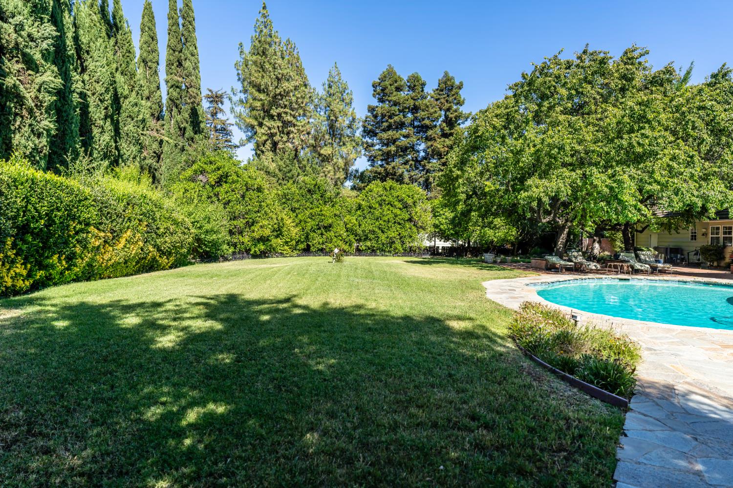Woodland, California, 95695, United States, 5 Bedrooms Bedrooms, ,5 BathroomsBathrooms,Residential,Active,1907974