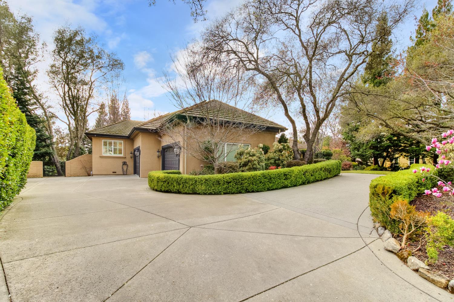 Granite Bay, California, 95746, United States, 4 Bedrooms Bedrooms, ,4 BathroomsBathrooms,Residential,Active,2045564