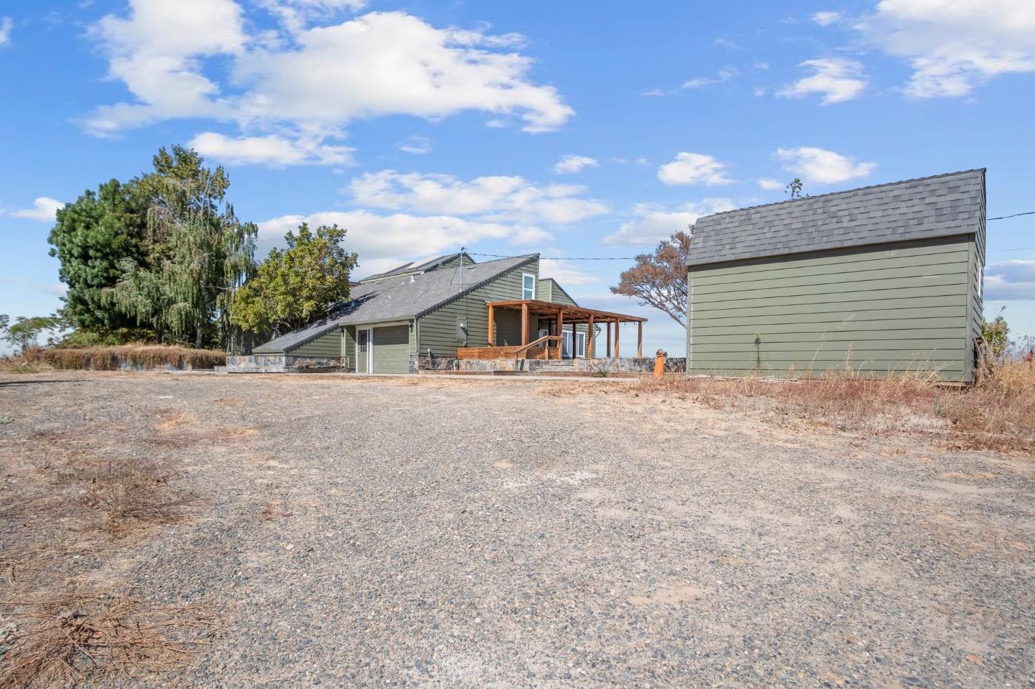Snelling, California, 95369, United States, 4 Bedrooms Bedrooms, ,3 BathroomsBathrooms,Residential,Active,1929456