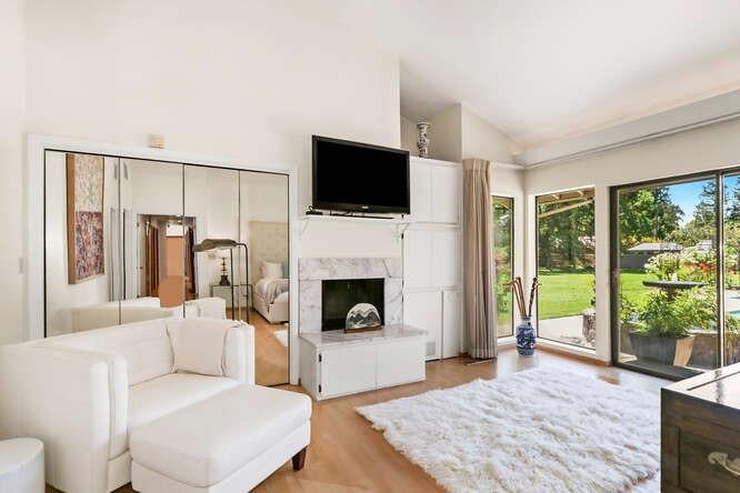 Sacramento, California, 95864, United States, 4 Bedrooms Bedrooms, ,3 BathroomsBathrooms,Residential,Active,1808144