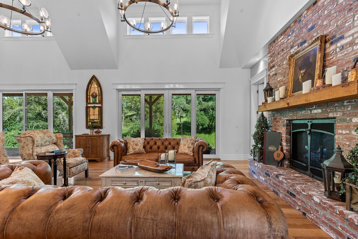 Sutter Creek, California, 95685, United States, 3 Bedrooms Bedrooms, ,3 BathroomsBathrooms,Residential,Active,2011413